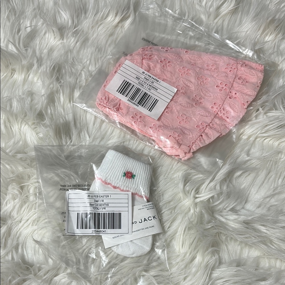 NWT Janie & Jack Socks & Hat Baby Bundle Set Size 3-6 Month